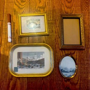 Mini vintage gallery wall.